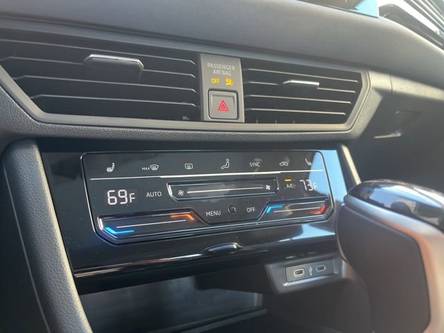 New 2026 Volkswagen Jetta SE FWD image 18