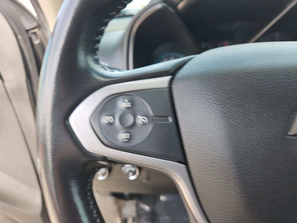 Used 2021 Chevrolet Colorado LT w/ Redline Special Edition image 18