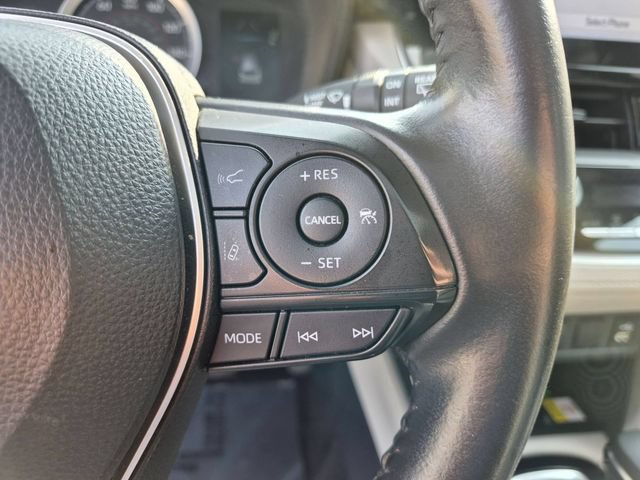Used 2022 Toyota Corolla Cross LE w/ Moonroof Package AWD/4WD image 21