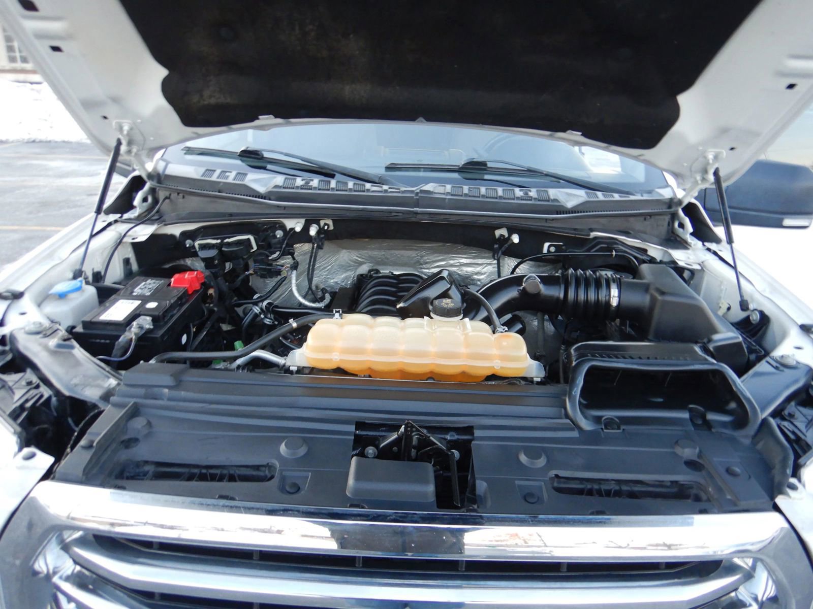 Used 2017 Ford F150 XLT w/ Equipment Group 301A Mid image 32