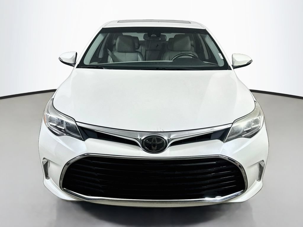 Used 2017 Toyota Avalon Touring FWD image 2