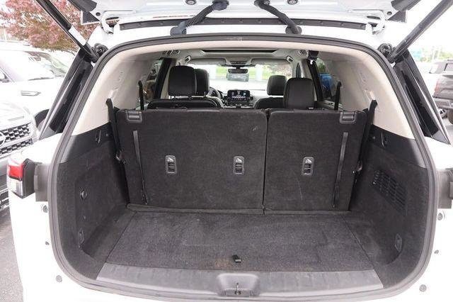 Used 2025 Nissan Pathfinder SL w/ SL Premium Package AWD/4WD image 7