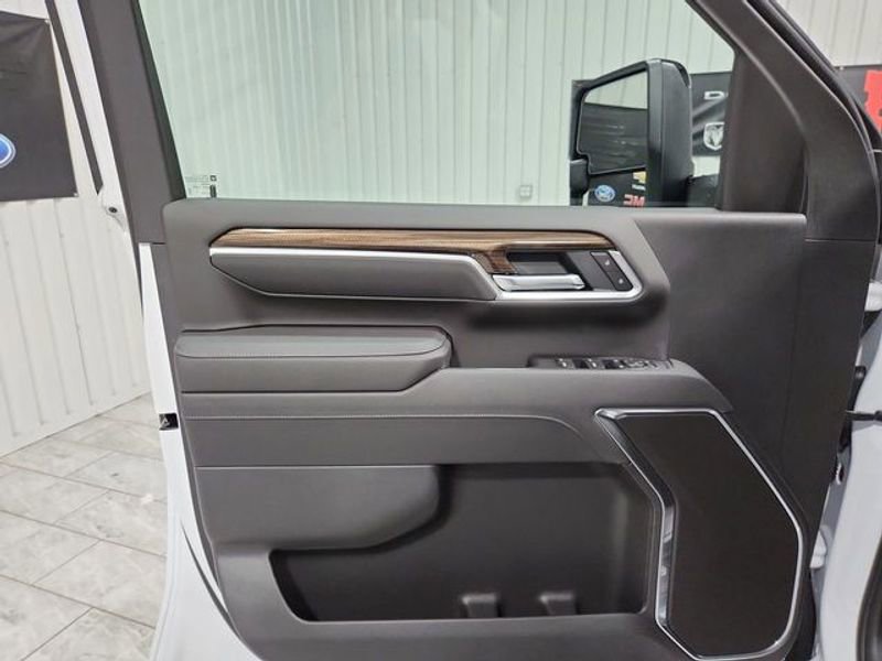 New 2025 Chevrolet Silverado 2500 LT w/ Trail Boss Package image 22