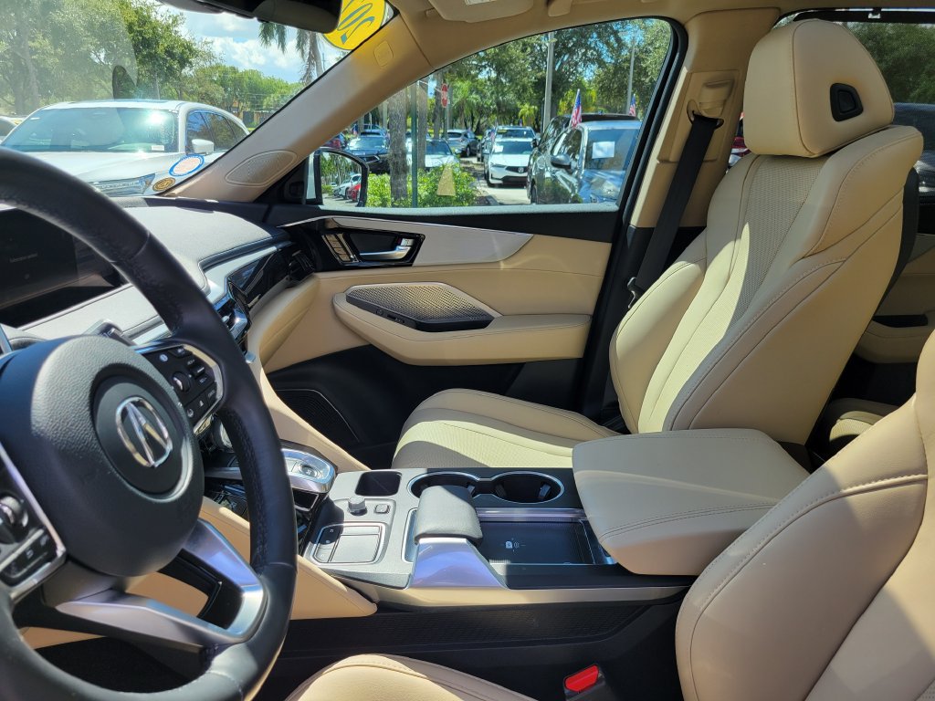 Certified 2023 Acura MDX w/ Technology Package FWD image 17