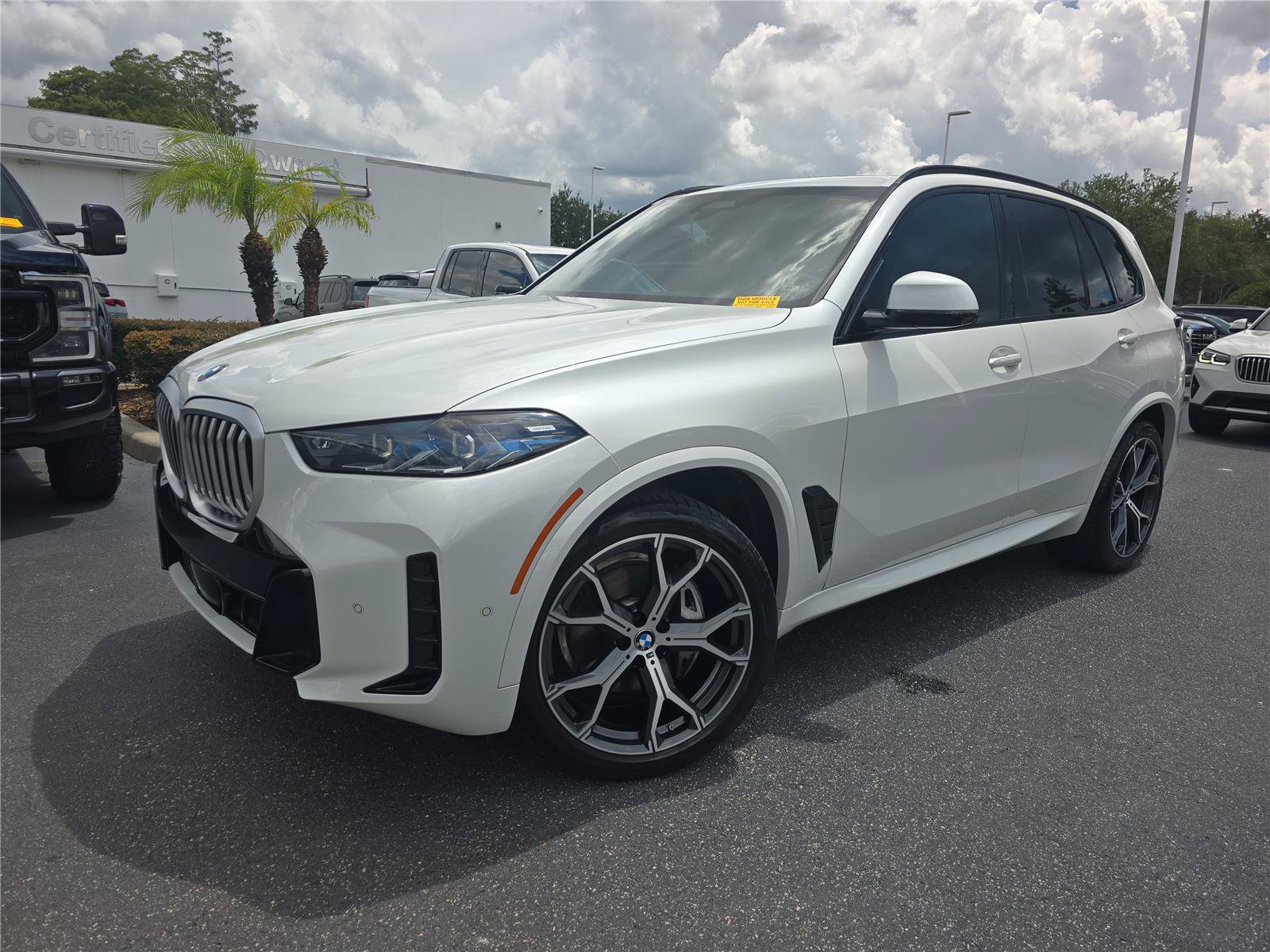Certified 2024 BMW X5 xDrive40i w/ M Sport Package AWD/4WD image 25
