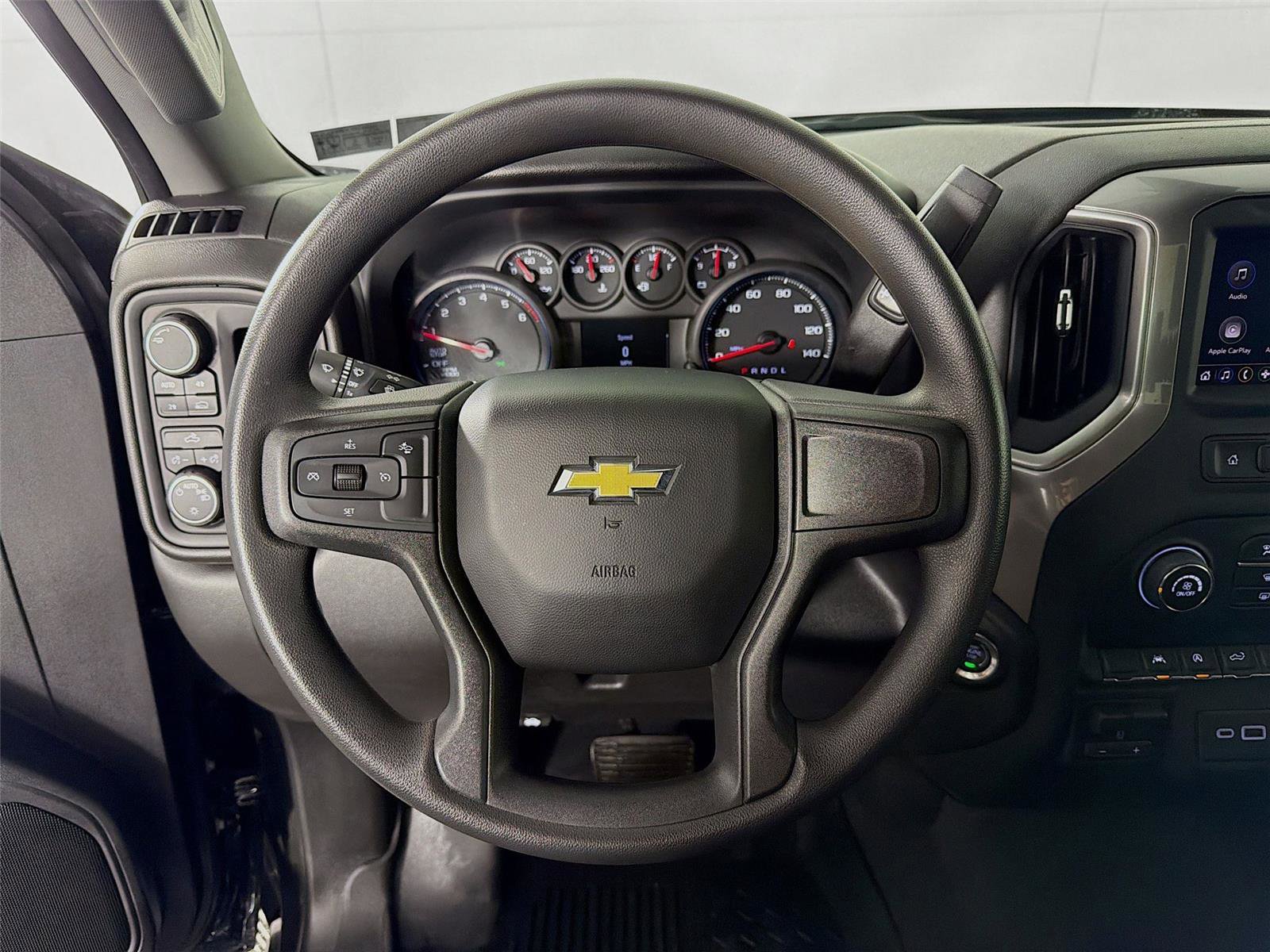 Used 2024 Chevrolet Silverado 1500 Custom image 12