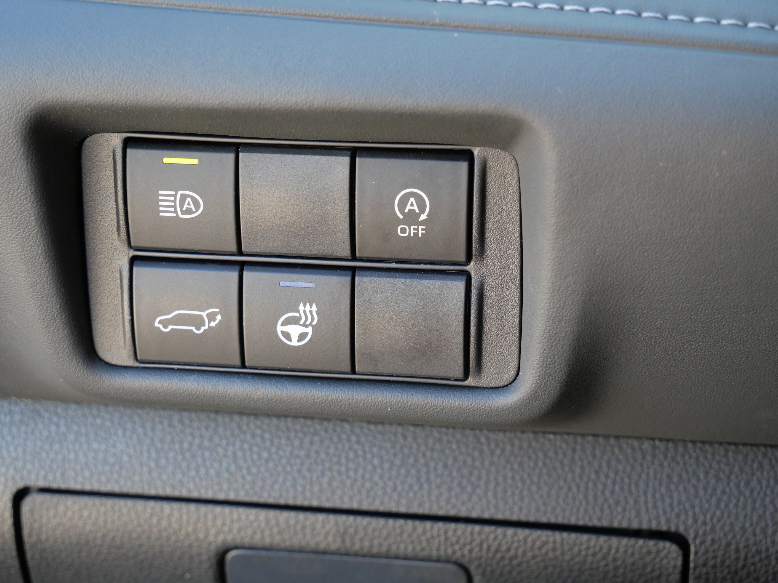 Used 2023 Toyota Highlander Limited AWD/4WD image 20