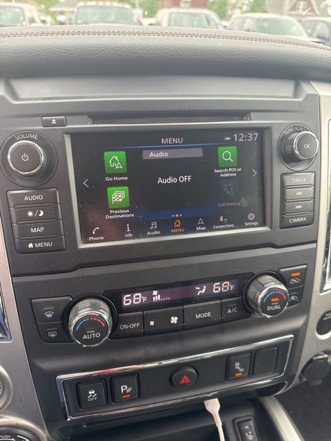 Used 2019 Nissan Titan SL AWD/4WD image 11