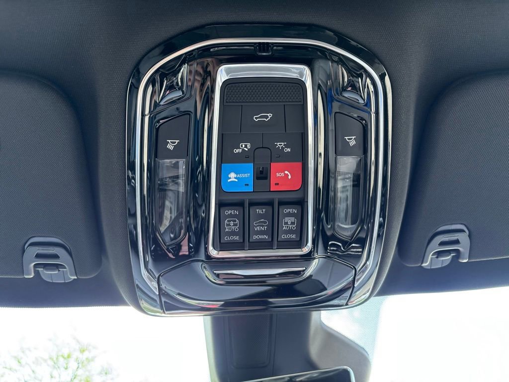 New 2026 Jeep Grand Wagoneer L Summit AWD/4WD image 20