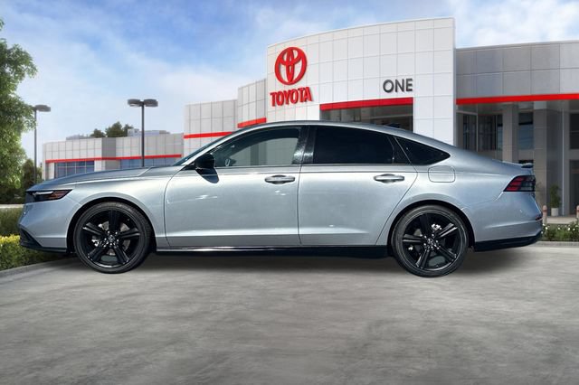 Used 2024 Honda Accord Sport image 8
