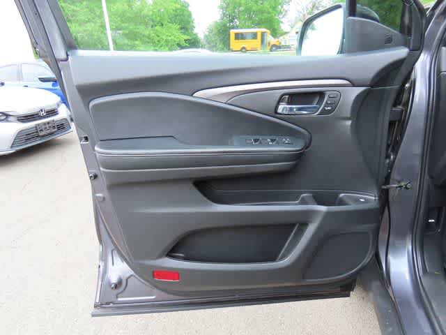 Used 2022 Honda Ridgeline RTL image 16