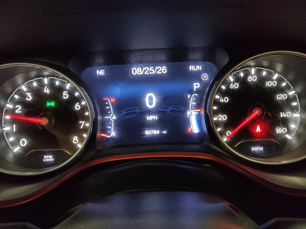 Used 2020 Jeep Compass Trailhawk AWD/4WD image 23