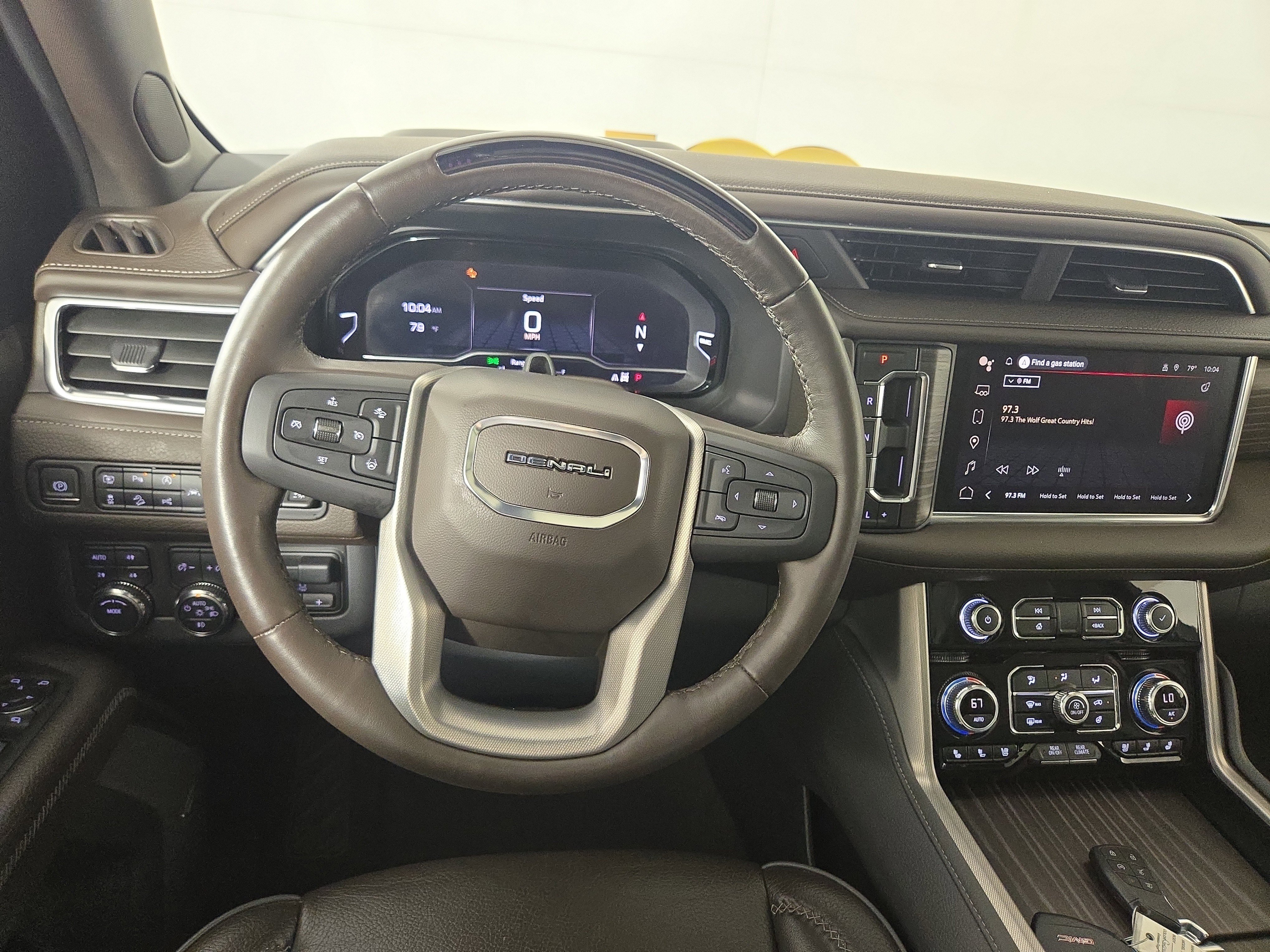 Certified 2023 GMC Yukon Denali w/ Advanced Technology Package image 15