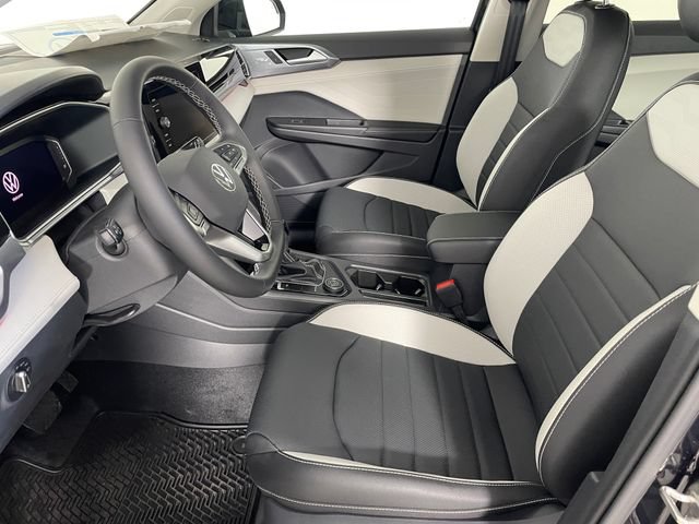 New 2026 Volkswagen Taos SEL AWD/4WD image 2