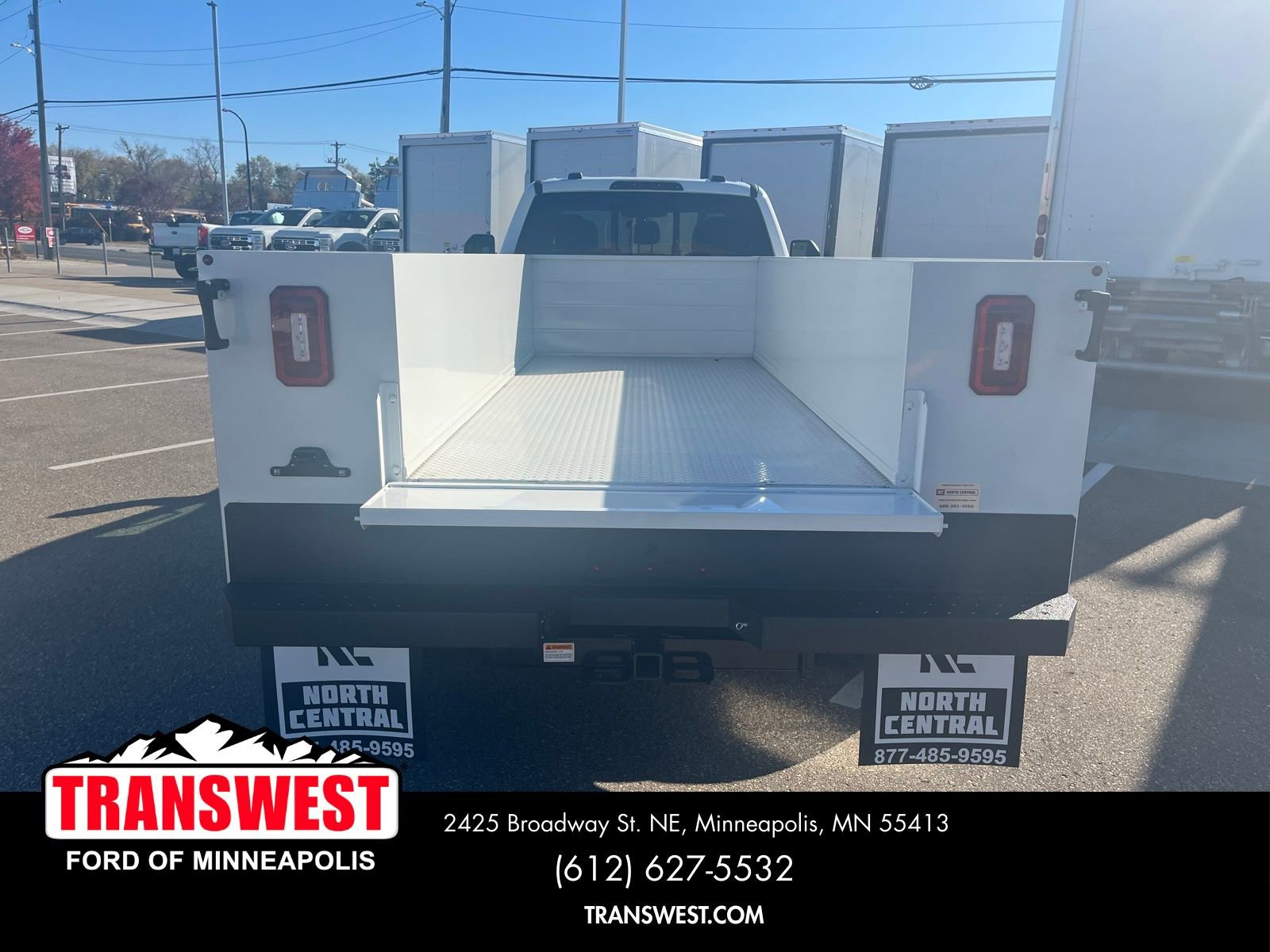 New 2025 Ford F550 4x4 SuperCab Super Duty image 6