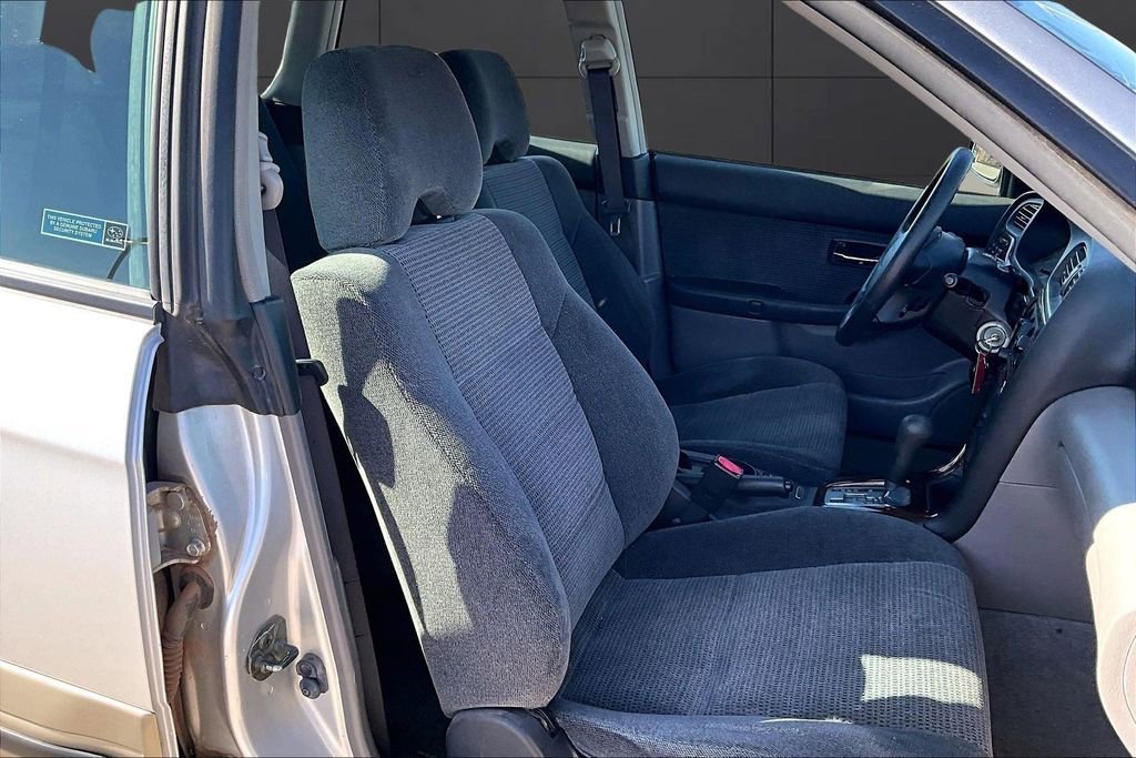 Used 2003 Subaru Outback Wagon image 7