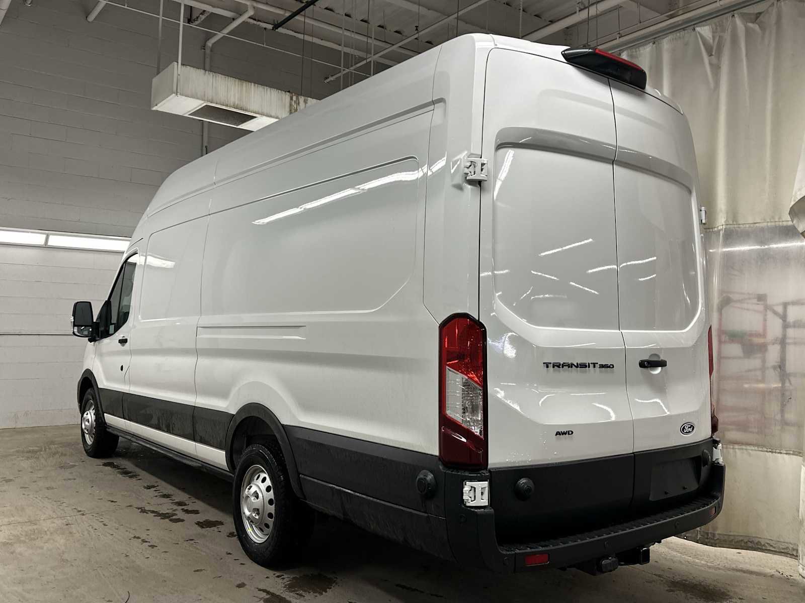New 2026 Ford Transit 350 148 High Roof Extended AWD w/ Load Area Protection Package image 30
