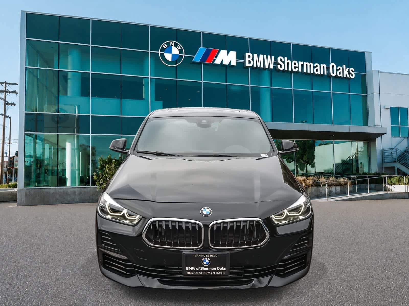 Used 2021 BMW X2 sDrive28i w/ Convenience Package FWD image 2