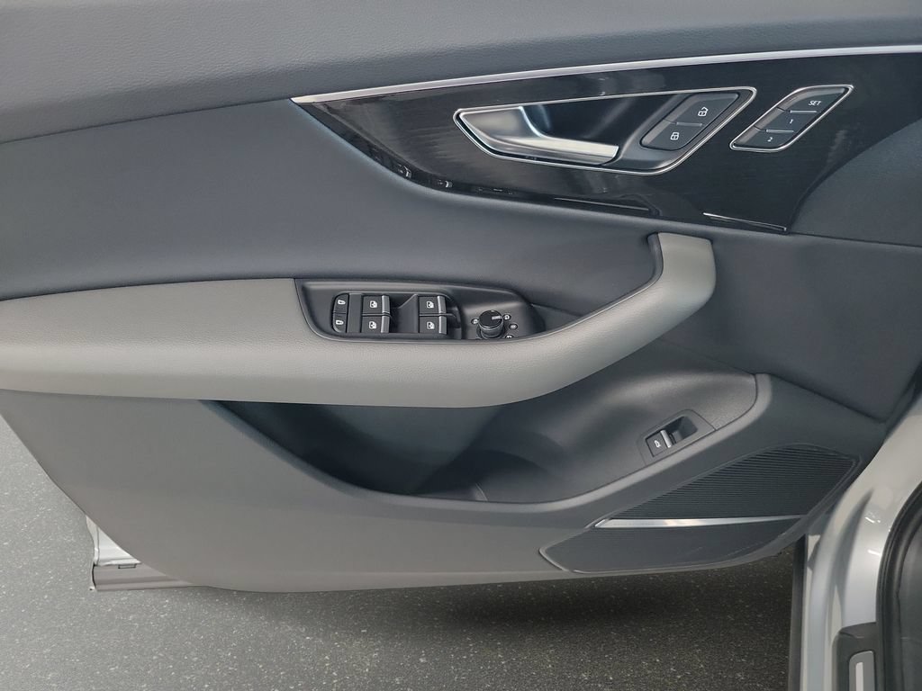 New 2026 Audi Q7 2.0T Premium AWD/4WD image 14