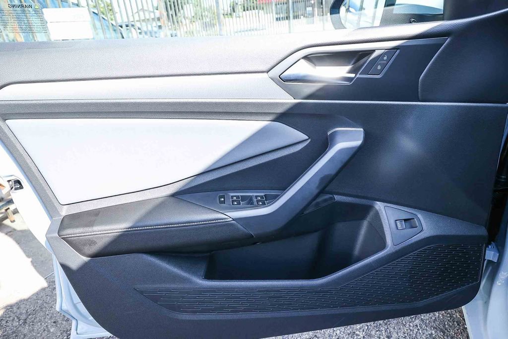 New 2026 Volkswagen Jetta SE image 31