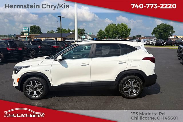 Used 2023 Kia Seltos EX AWD/4WD image 4