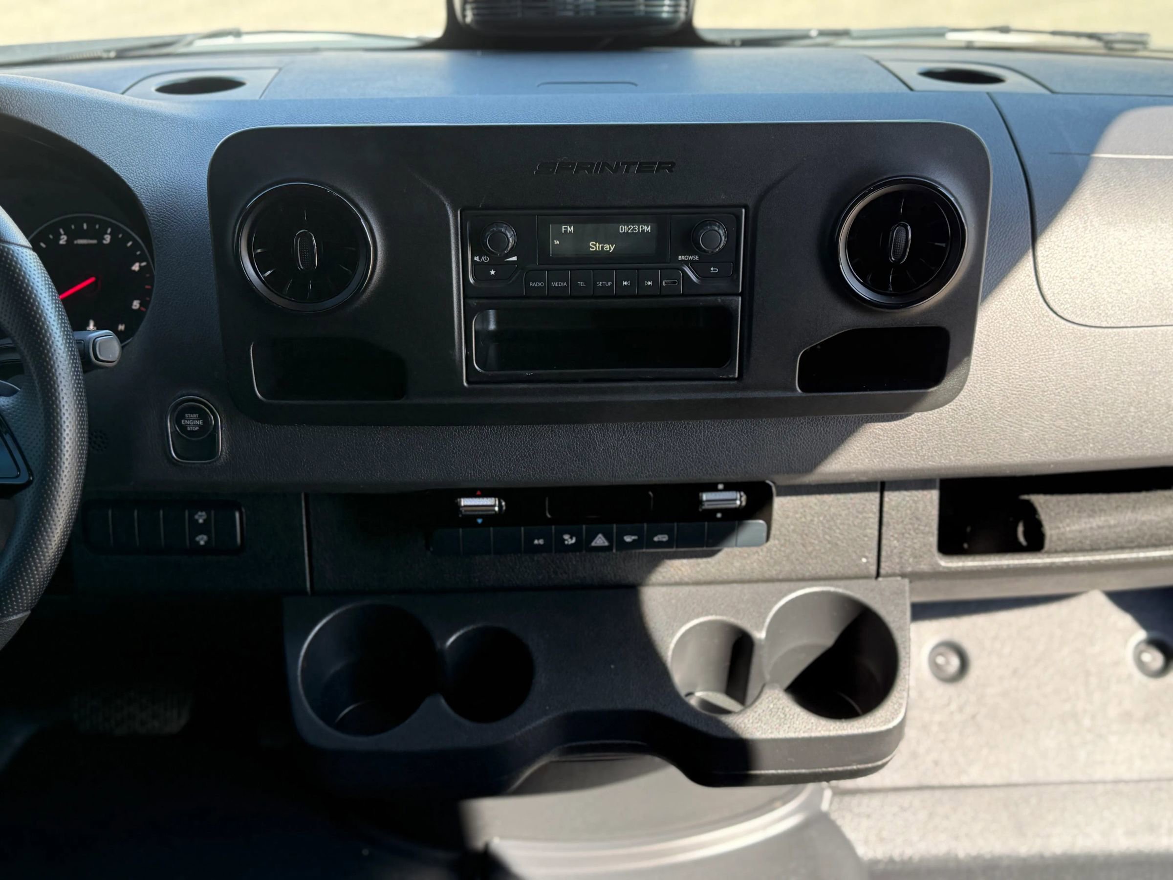 Used 2025 Mercedes-Benz Sprinter 2500 image 17