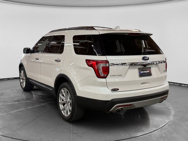 Used 2017 Ford Explorer Limited w/ Equipment Group 301A AWD/4WD image 5
