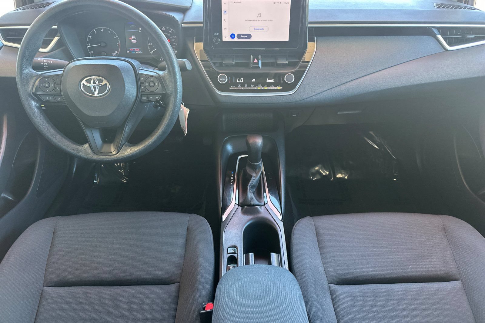 Certified 2024 Toyota Corolla LE FWD image 17