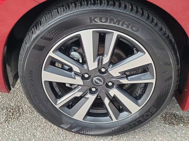 Certified 2025 Nissan Versa SV w/ Trunk Package FWD image 8