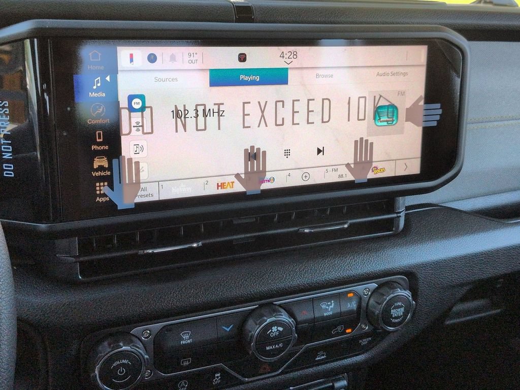 New 2026 Jeep Gladiator Sport AWD/4WD image 21