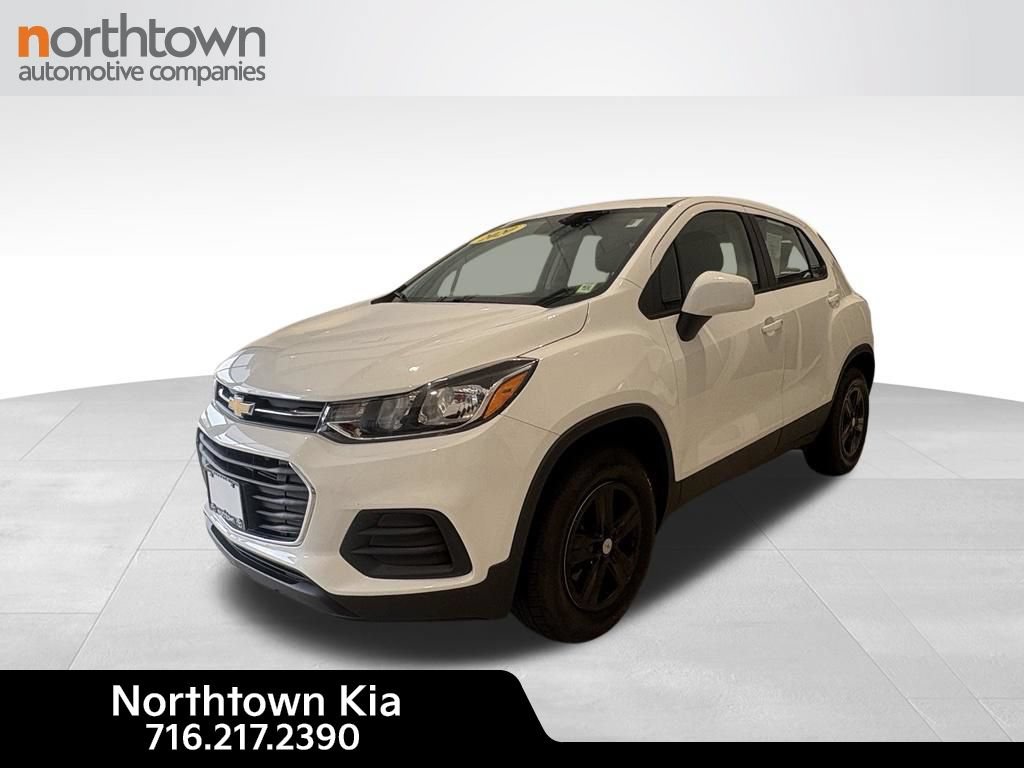 Used 2020 Chevrolet Trax LS AWD/4WD image 1