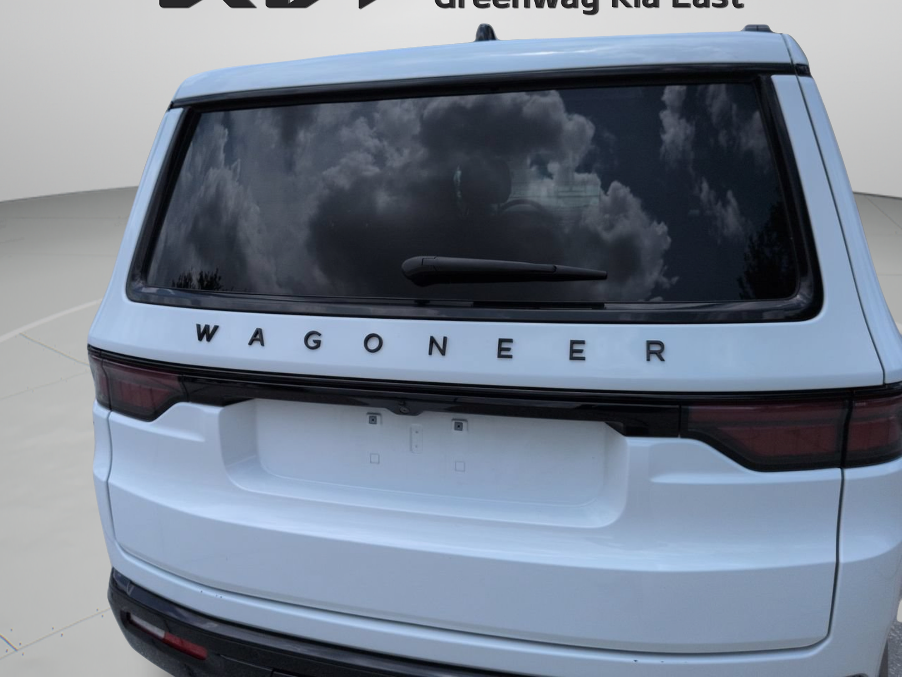 Used 2025 Jeep Wagoneer Series II w/ Convenience Group I AWD/4WD image 16