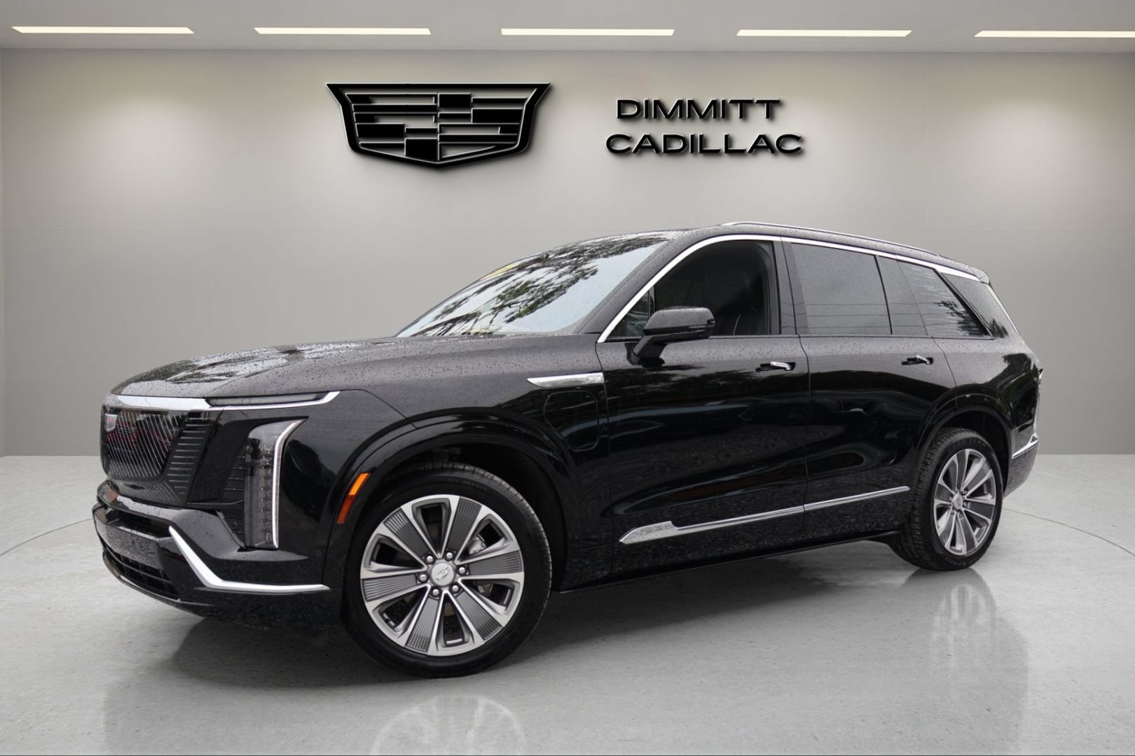 Certified 2026 Cadillac Vistiq Luxury AWD/4WD image 1