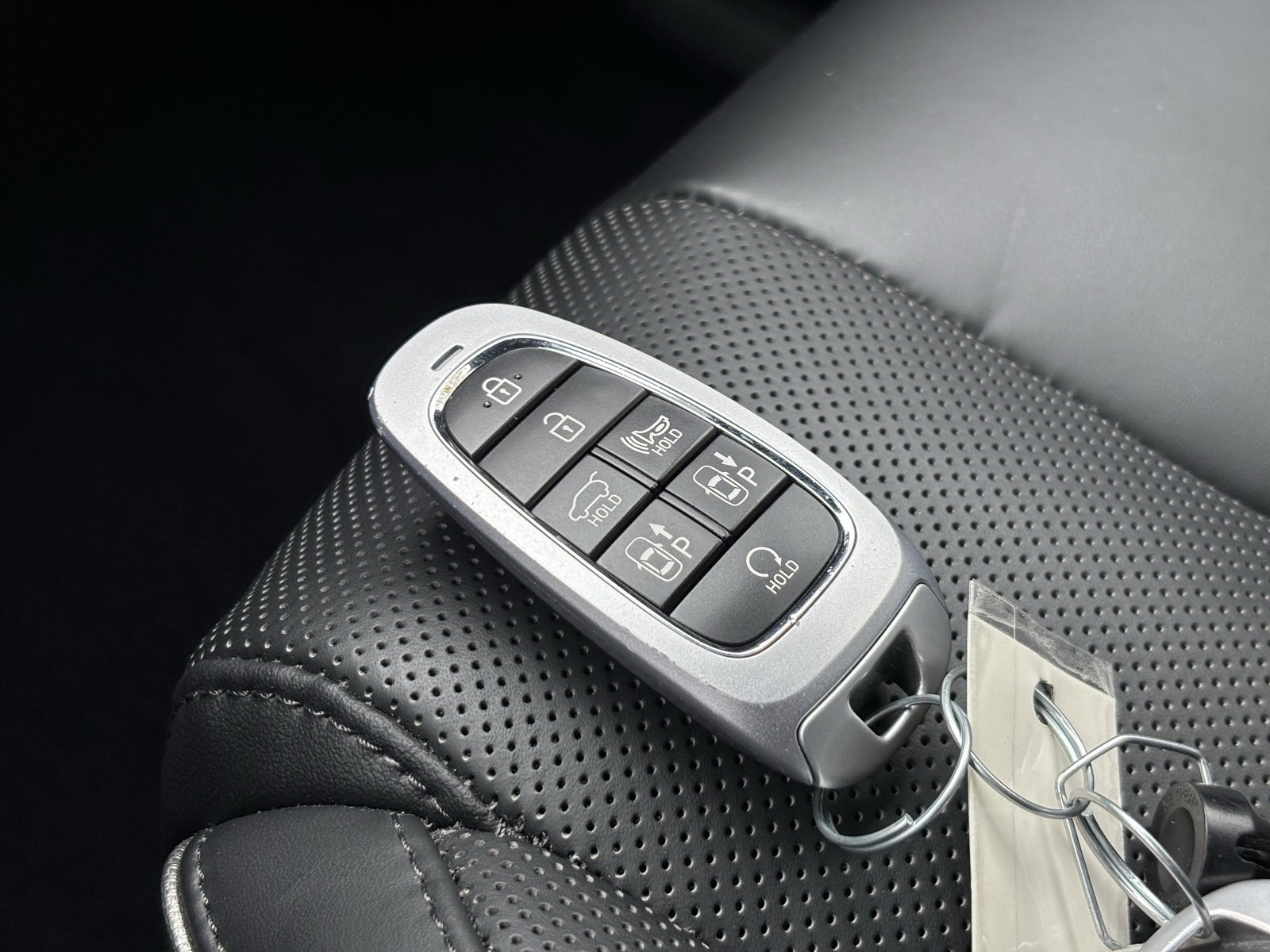 Used 2024 Hyundai Palisade Calligraphy image 27