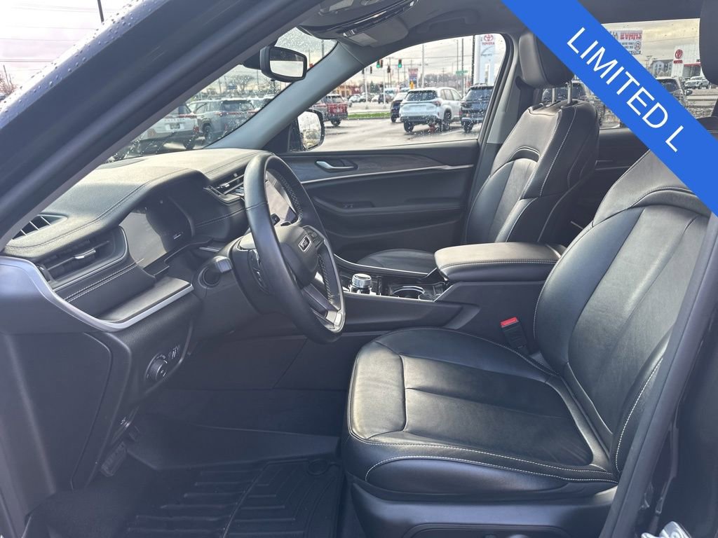 Used 2022 Jeep Grand Cherokee L Limited image 9