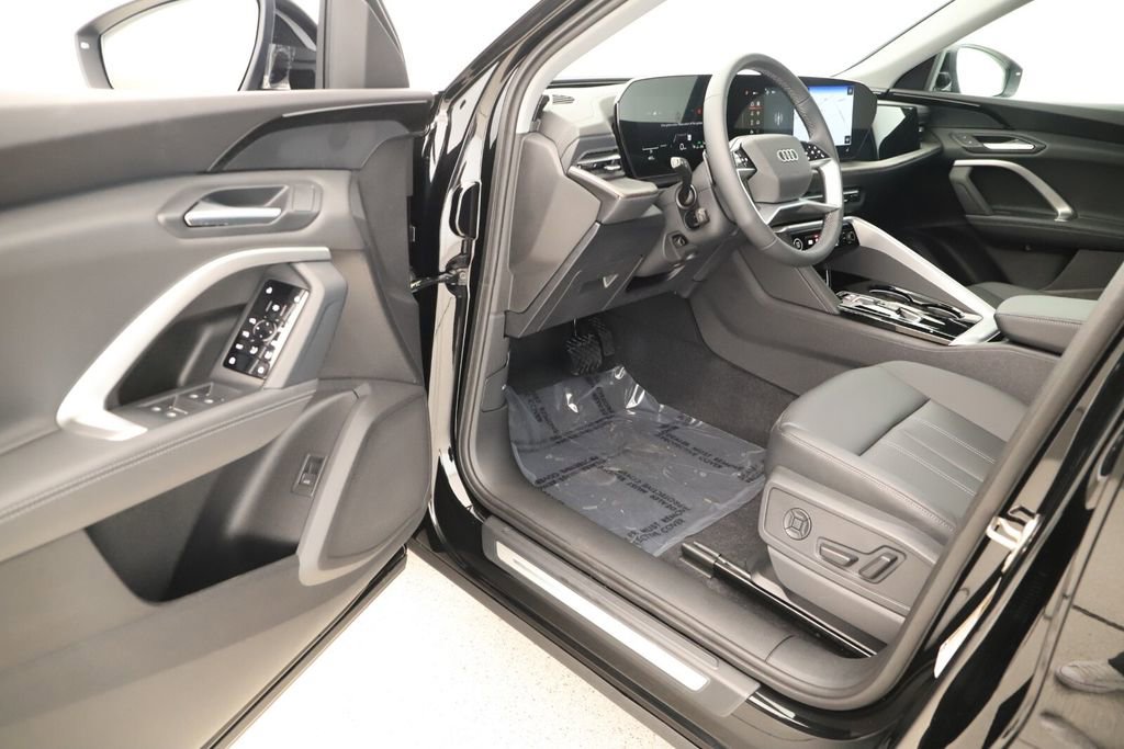 New 2025 Audi Q5 Premium AWD/4WD image 14