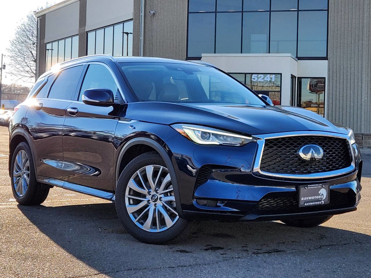 Used 2023 INFINITI QX50 Luxe image 32