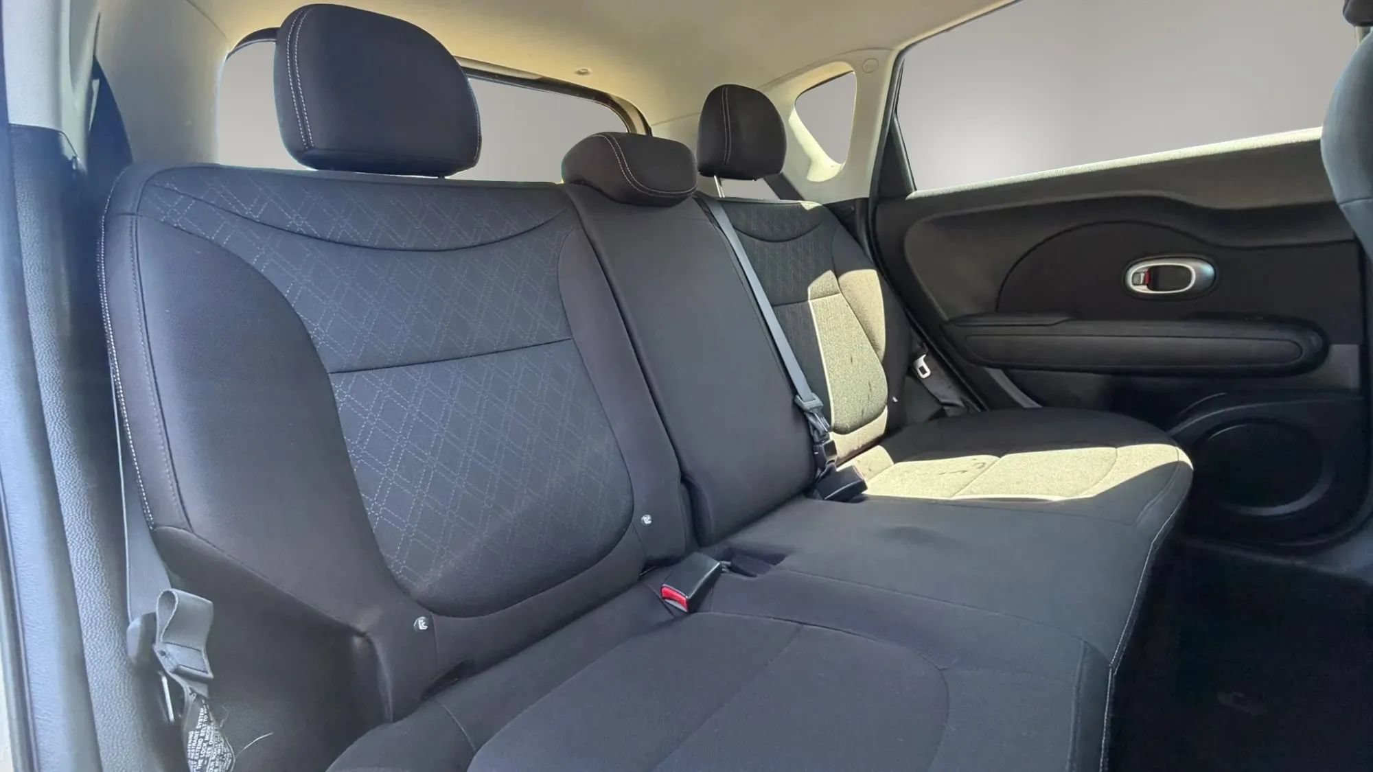 Used 2015 Kia Soul FWD image 19