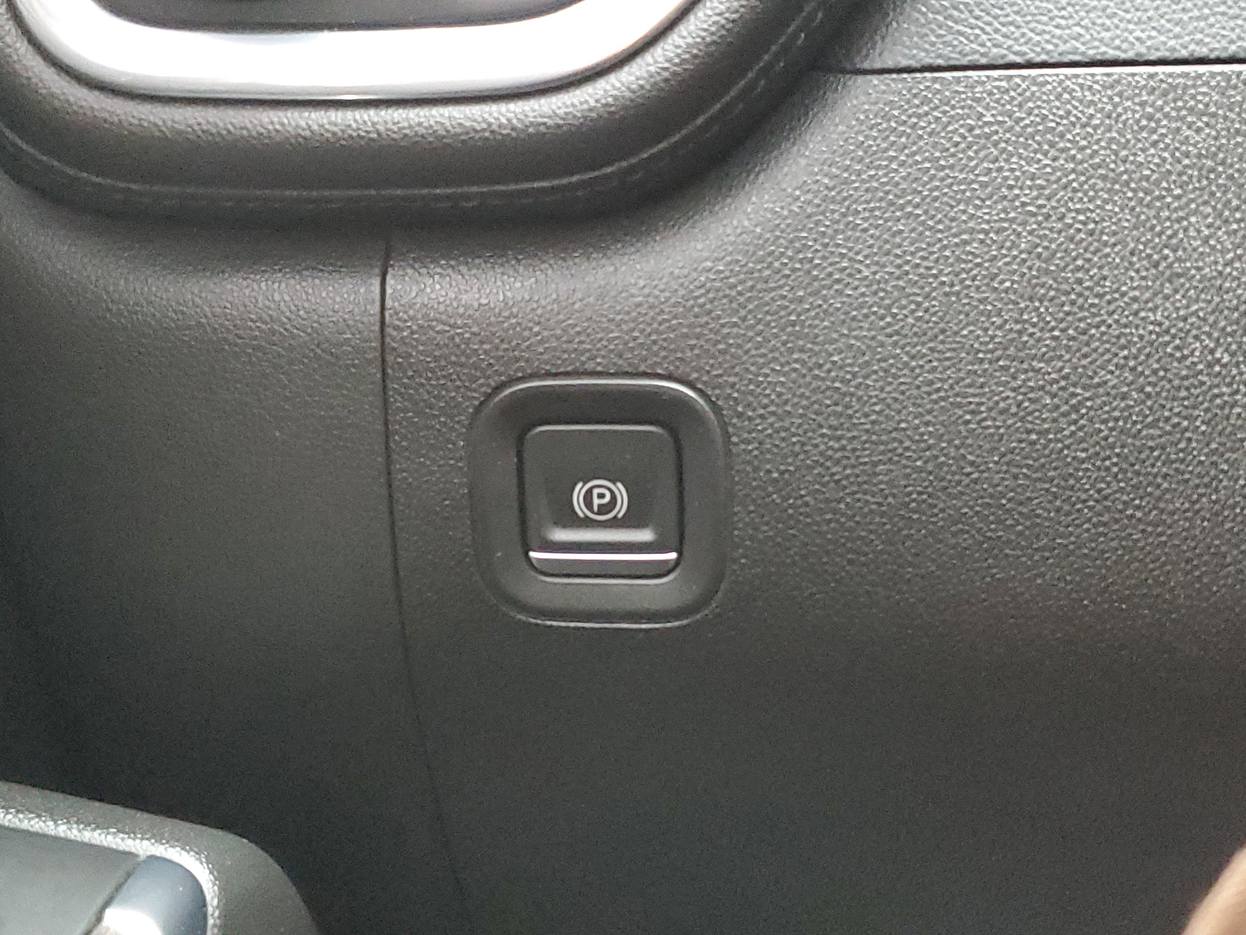 Used 2022 GMC Sierra 3500 Denali w/ Denali Ultimate Package image 30