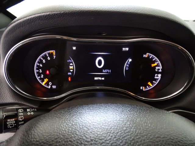 Certified 2022 Jeep Grand Cherokee Laredo X image 16