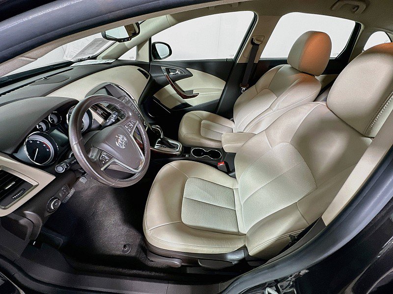 Used 2014 Buick Verano FWD image 11