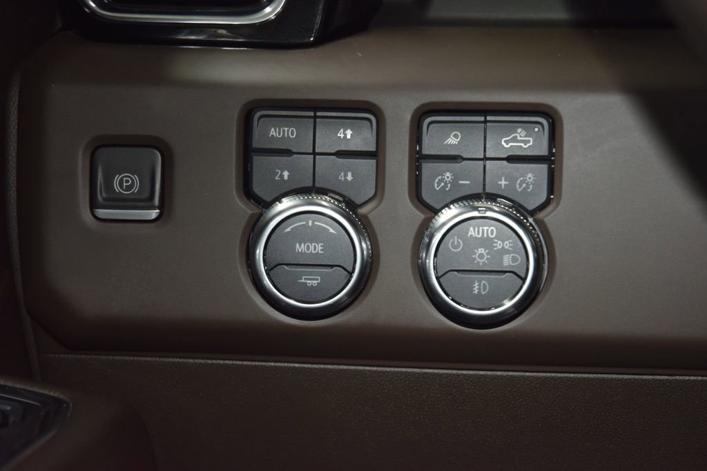Used 2023 GMC Sierra 1500 Denali w/ Technology Package AWD/4WD image 37