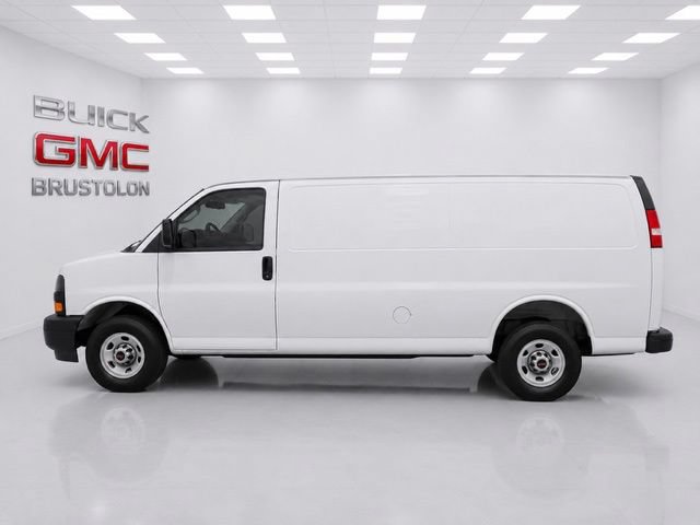 Used 2025 GMC Savana 3500 Extended RWD image 7