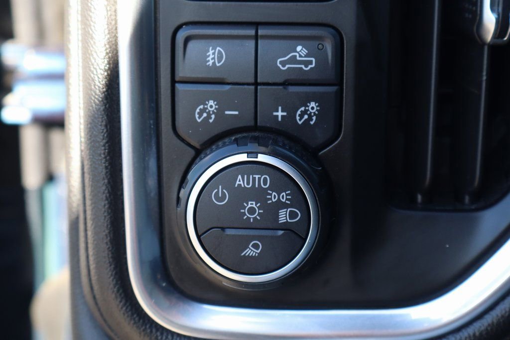Used 2020 Chevrolet Silverado 3500 LTZ w/ LTZ Plus Package image 22