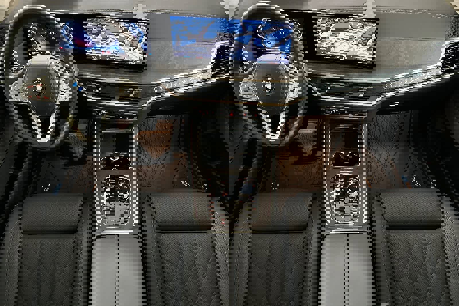 Used 2026 BMW X7 xDrive40i image 3