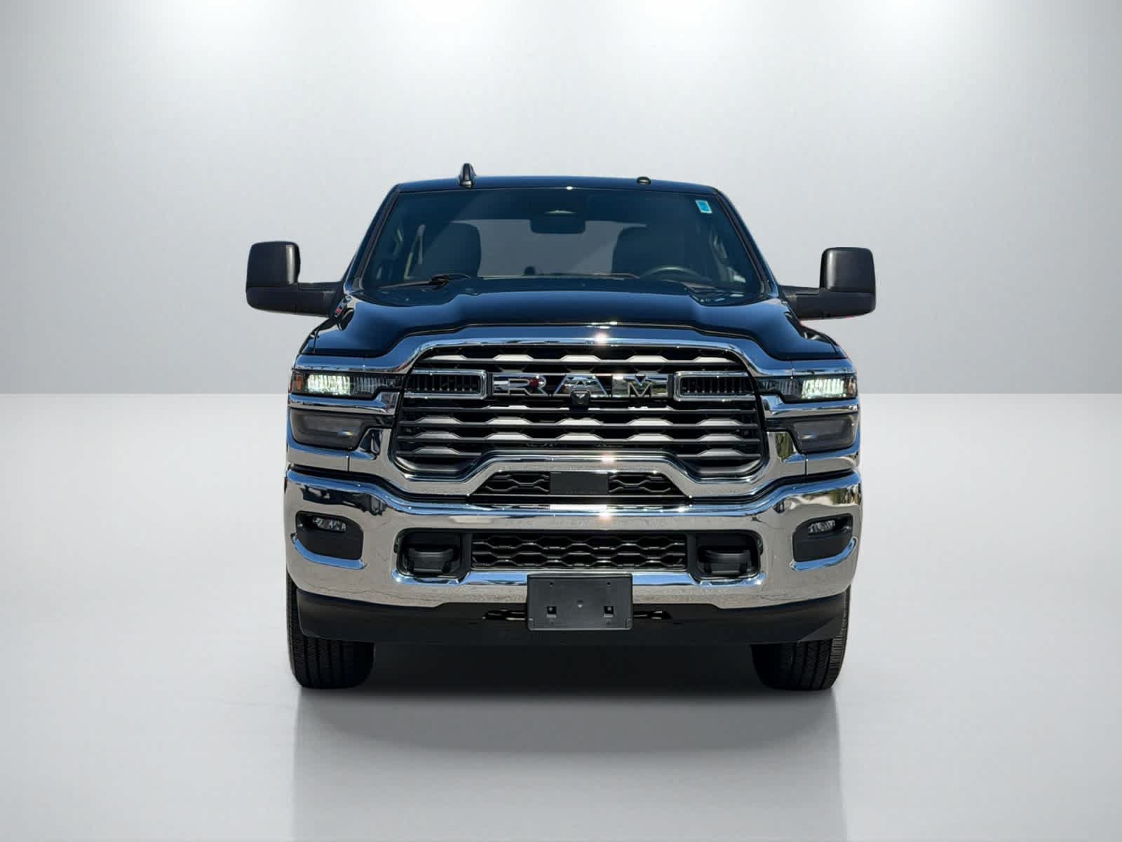 Used 2025 RAM 2500 Tradesman w/ Chrome Appearance Group AWD/4WD image 11