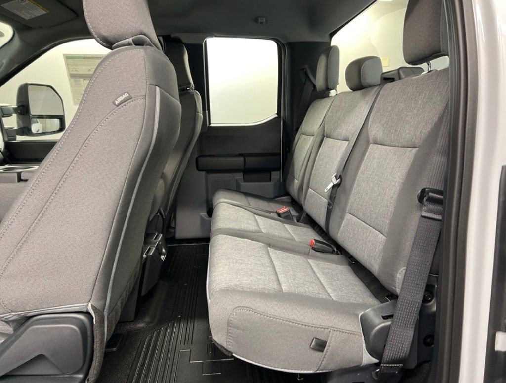 New 2026 Ford F250 XL w/ XL Chrome Package image 31