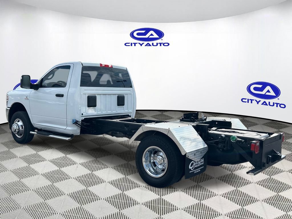 Used 2024 RAM 3500 Tradesman RWD image 5