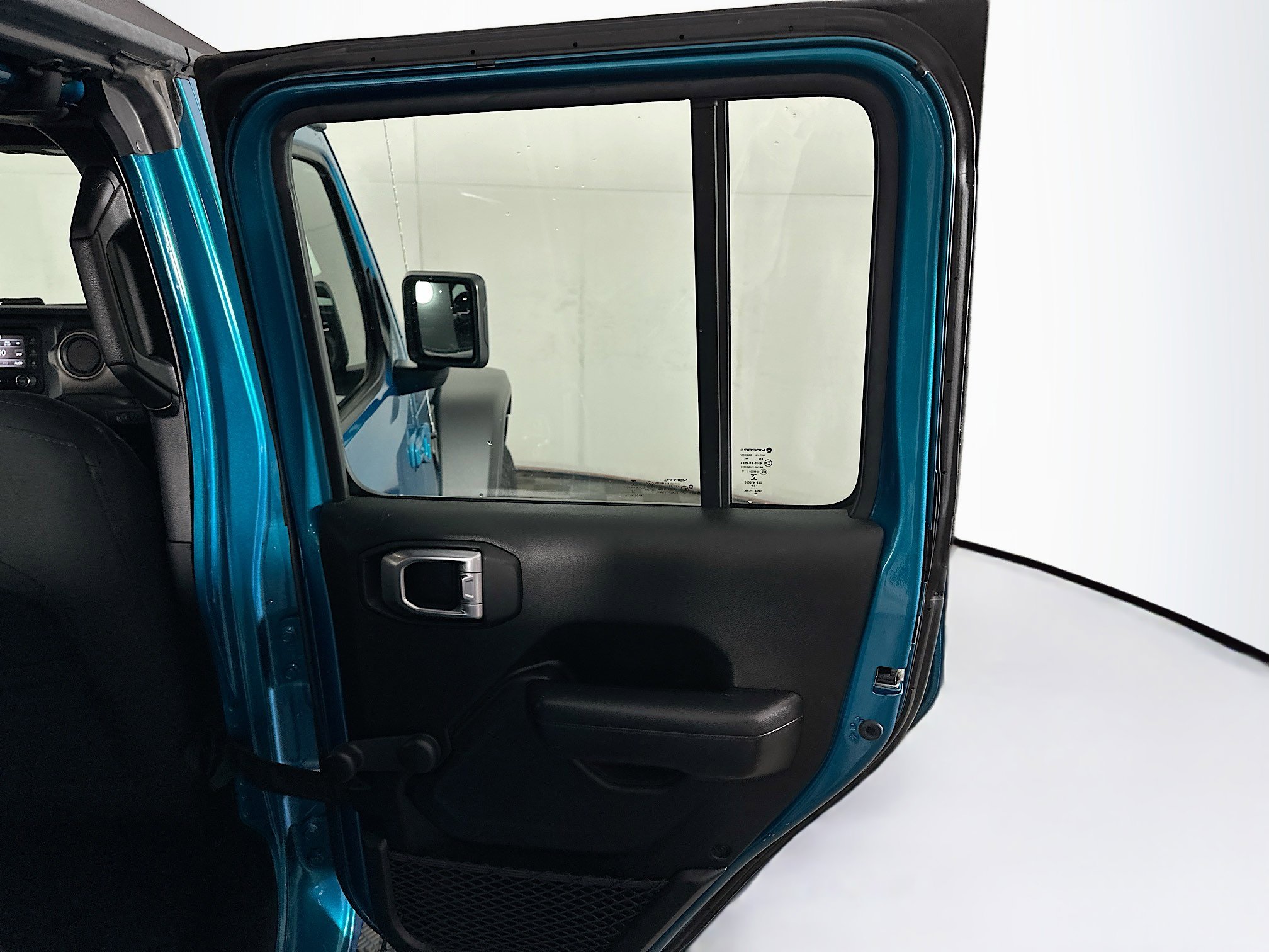 Used 2020 Jeep Wrangler Unlimited Sport image 27