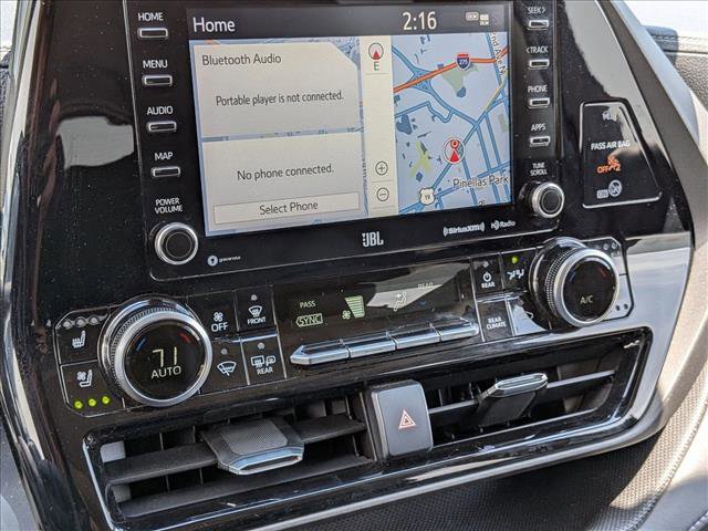 Used 2020 Toyota Highlander Limited AWD/4WD image 6